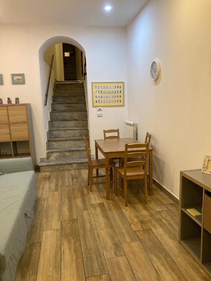 דירות נאפולי Casa Gaia A Due Passi Dal Duomo מראה חיצוני תמונה